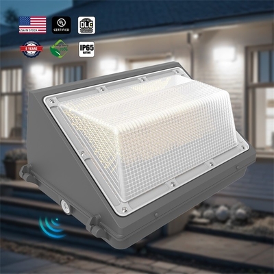 DLC UL Yüksek Kalite 120W Dış Suya Karşı LED Duvar Paketi Işık Alüminyum Vücut Pohotocell Sertifikasyon Bahçe Caddesi için